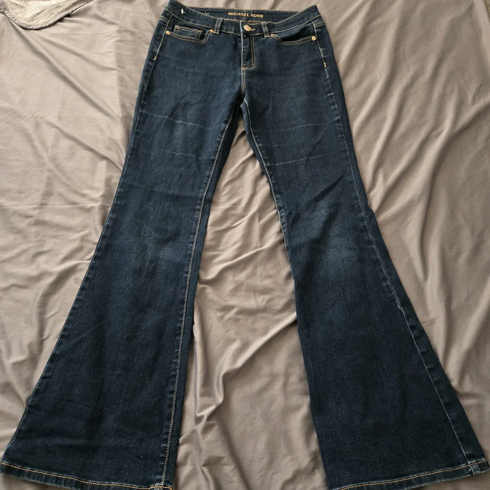 Michael Kors MK Selma Flare Jeans High-Rise Jeans Womens Size 4 Bellbottoms 90s